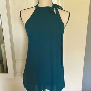 Ann Taylor LOFT Halter. Ties to One Side of Neck. Size Small